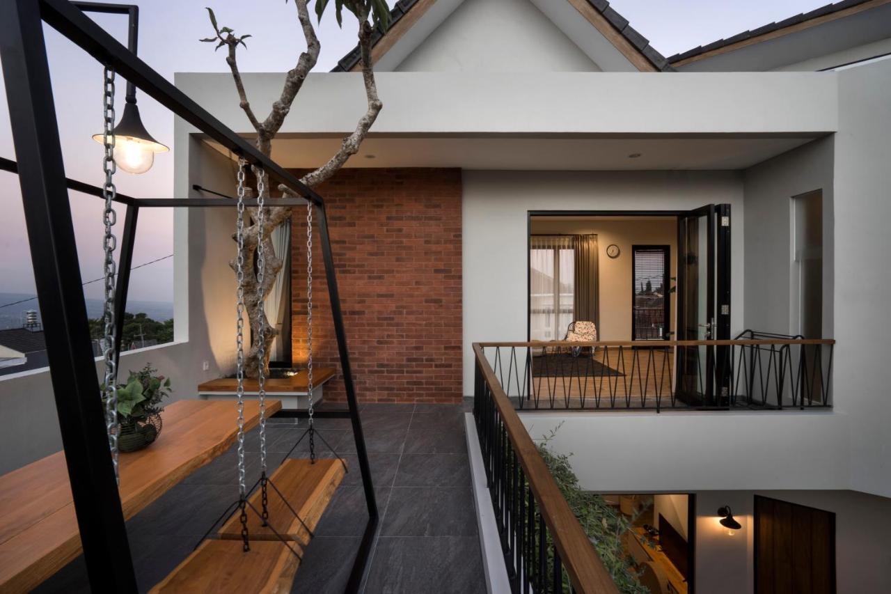 Gaia Lodge The Kusuma Hill Batu - Malang 外观 照片